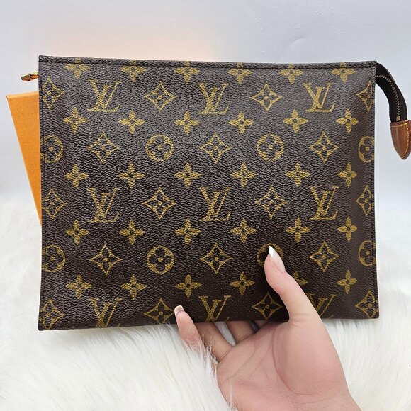 Louis Vuitton  Monogram Pouch 26cm[5KKZrE] - Picture 1 of 17